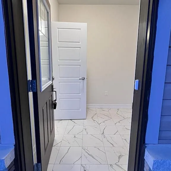 30 Daisy Ln W — Photo 4