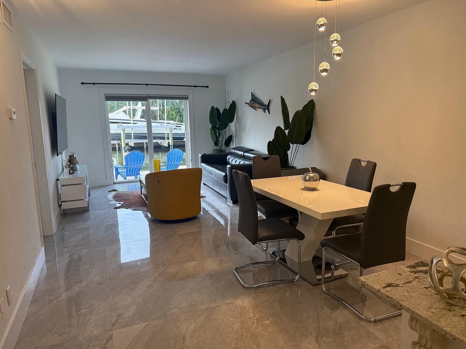 2 bed, 2.0 bath, 800 sqft, $2,900 — Photo 4