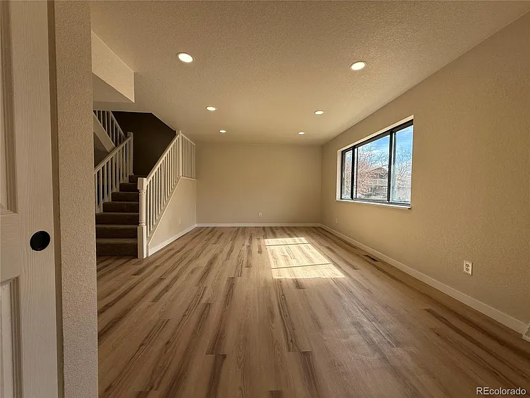 243 Vance St — Photo 9
