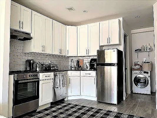 1st image of 1115 47th Rd APT 3