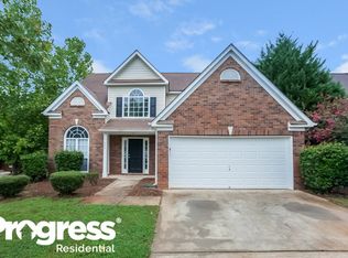 384 Jasmine Dr, Locust Grove, GA 30248