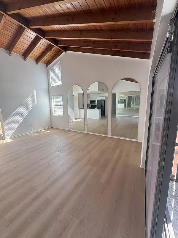 4 bed, 2.0 bath, 1200 sqft, $3,100 — Photo 3