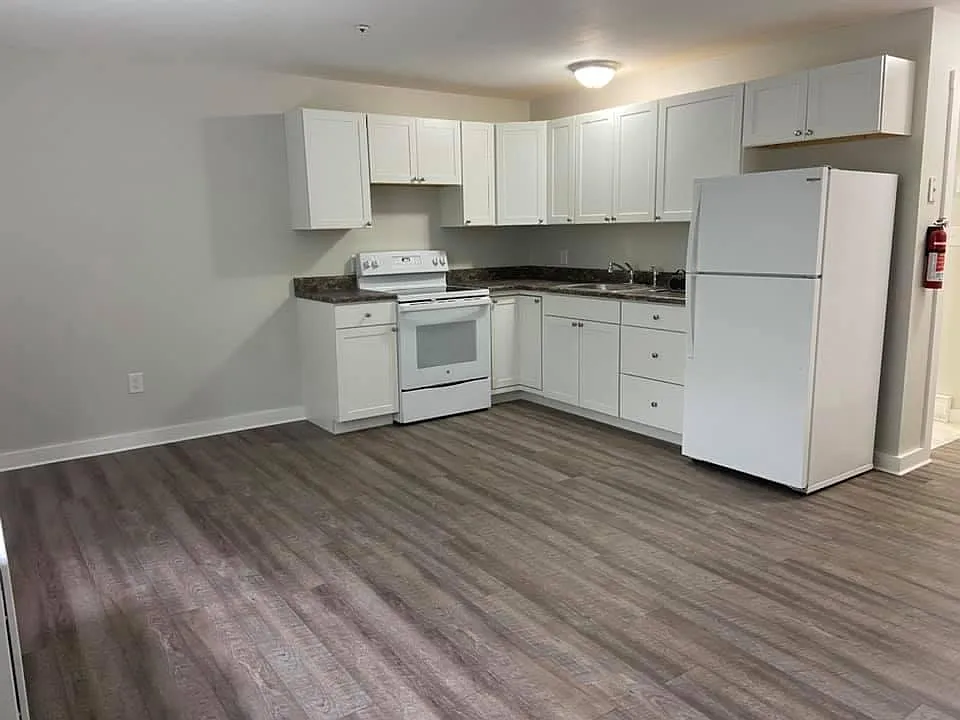 9 at 45 West Main Street — Photo 3