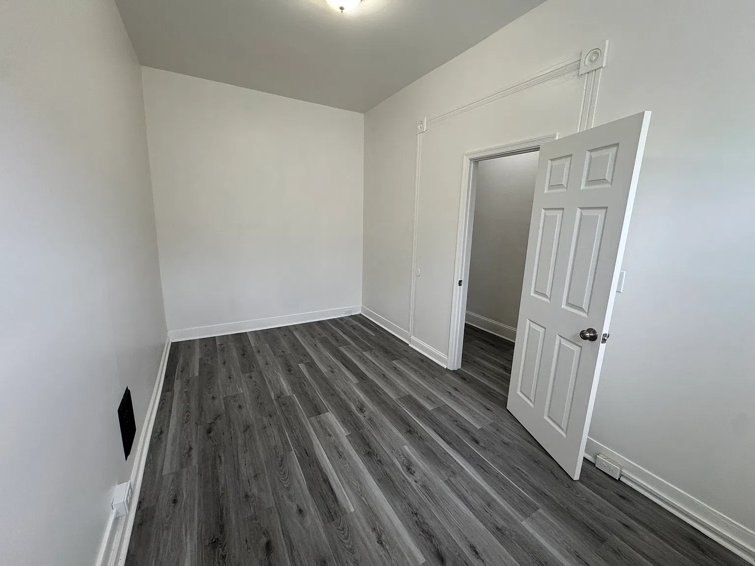 4 bed, 1352 sqft, $1,500 — Photo 4