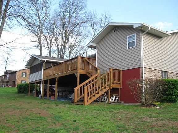 3rd image of 179 Oliver Dr
