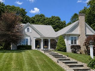 24 Ridge Rd, Hampden, MA 01036