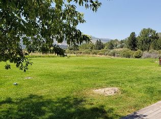 310 Canyon Creek Rd, Hamilton, MT 59840