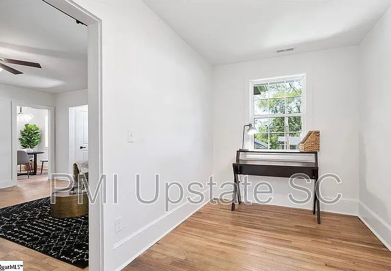 7 Sunshine Ave — Photo 15
