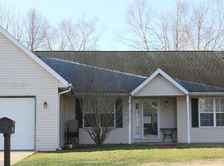 3266 Stonebridge Dr, Shiloh, IL 62221
