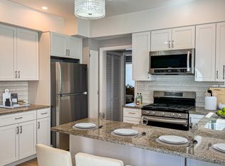 35 Central Ave, Rochelle Park, NJ 07662