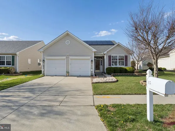 15 Fairfield Dr, Westampton, NJ 08060