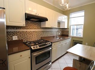 548 Graham Ave #3, Brooklyn, NY 11222