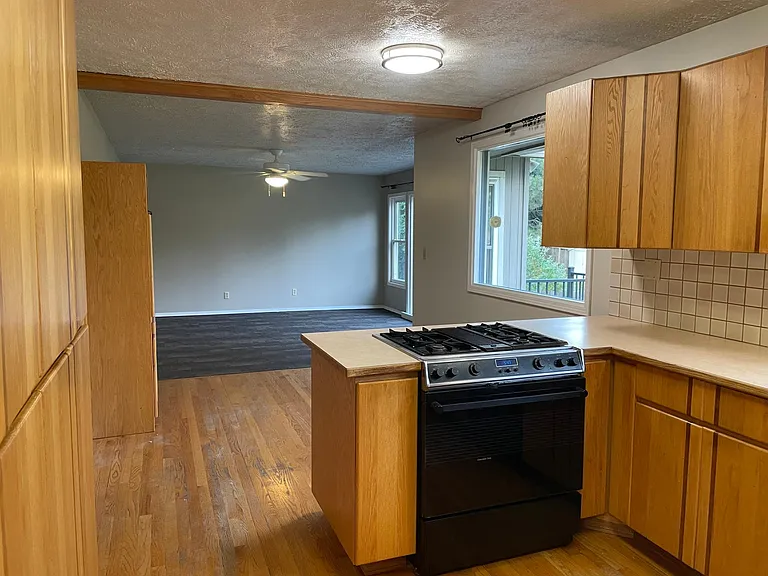 5213 S Pittsburg St — Photo 11
