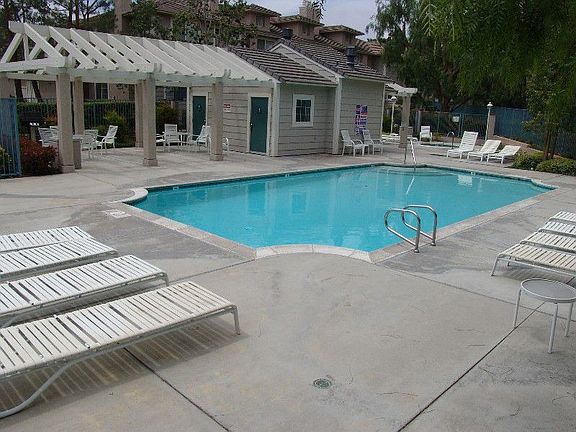 4th image of 6385 Woodrow Ct Unit 7