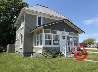 803 6th St, Grundy Center, IA 50638