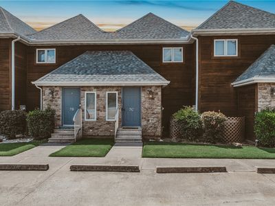 7 Green Meadow Ln APT C, Eureka Springs, AR, 72631