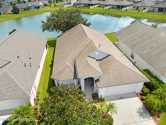 4th image of 2240 Chinaberry Cir SE