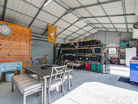 2nd image of 2738 Fm 1942 Rd