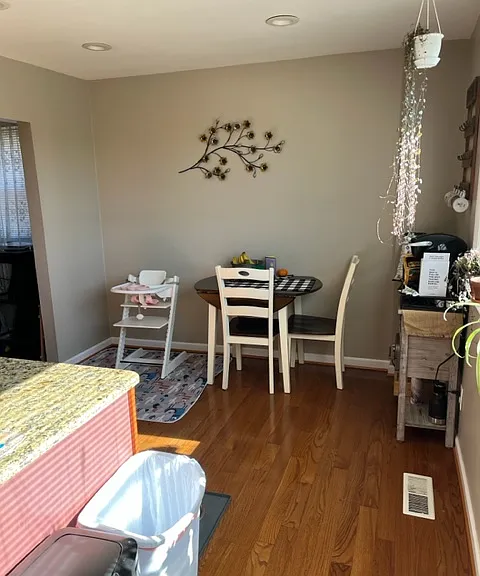 7033 Voigt Rd — Photo 4
