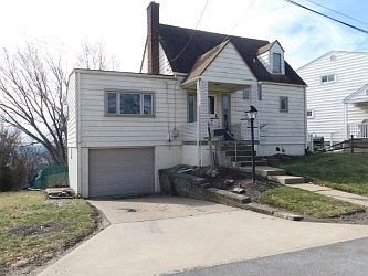 1st image of 600 Riverview Dr