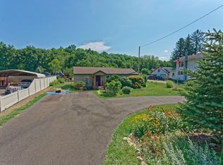 493 W Sand Lake Rd, Wynantskill, NY 12198