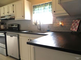 4977 Speas Rd, Fruitland, ID 83619