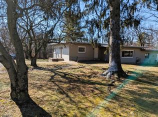 337 Vail Rd, Parsippany, NJ 07054