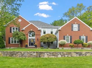 1 Bridle Path, Shrewsbury, MA 01545