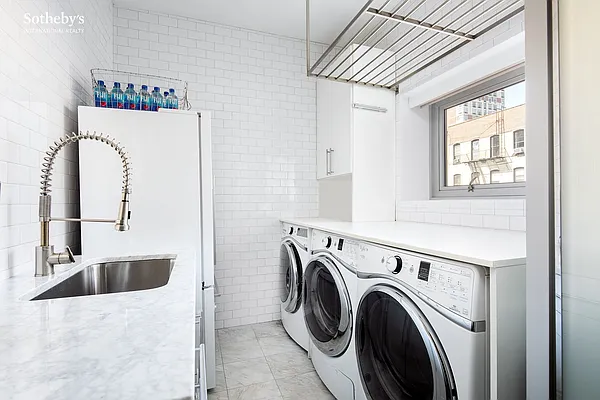 Sold by Sotheby's International Realty | media 15