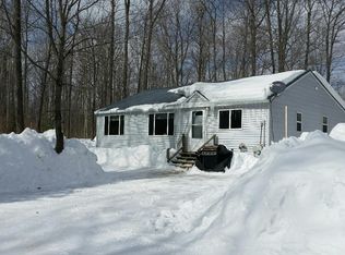 N18391 Big Bear Rd, Pembine, WI 54156