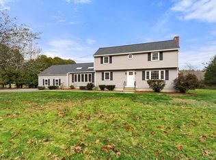 1069 Main St, Dunstable, MA 01827