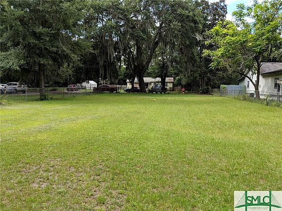 3rd image of 2405 Spivey Ave