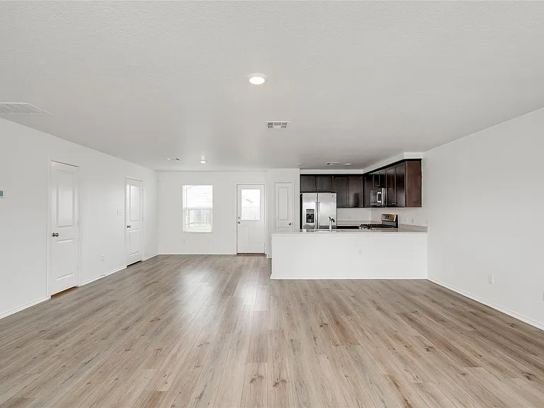 13520 Knights Branch Dr — Photo 5