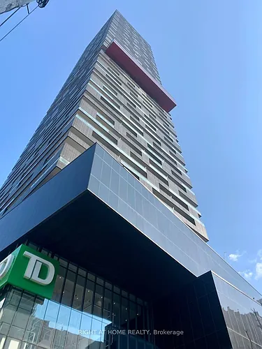 8 Eglinton Ave E #2210 Photo 1