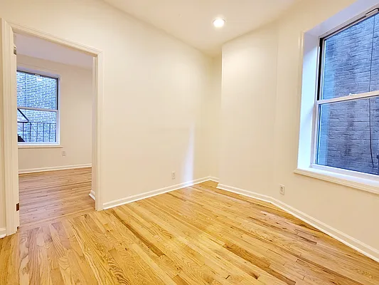 Rented by Kleier Residential | media 5