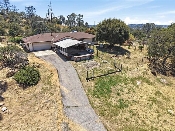 2nd image of 37494 Eagle Dr