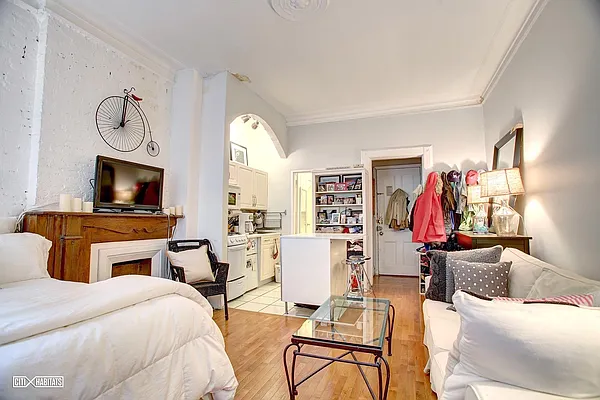 Rented by Citi Habitats | media 3