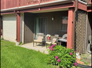 100 Scotswood Dr #19, Winnipeg, MB R3R 2X9