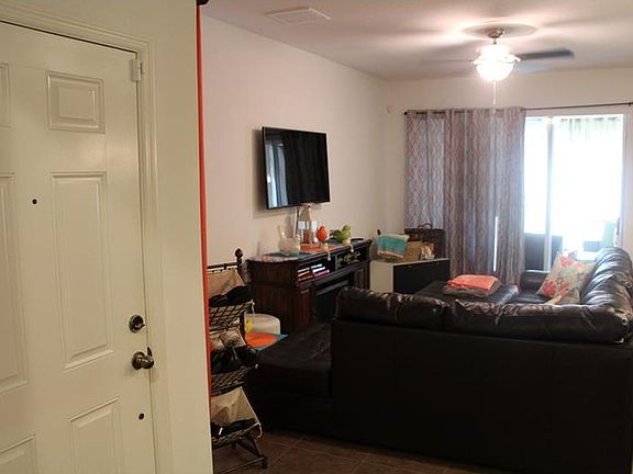 5th image of 2639 River Landing Dr