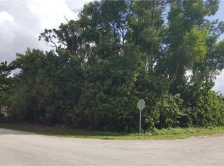 9084 Bryant Rd, Fort Myers, FL 33967