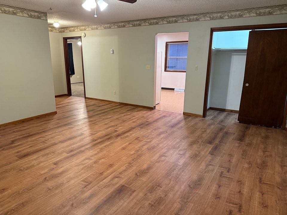 1st image of 203 W 20th St #1