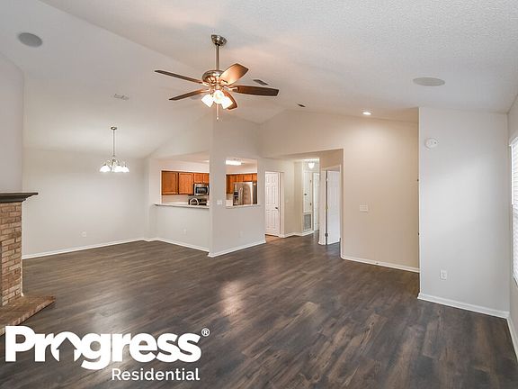2nd image of 3825 Millpoint Dr