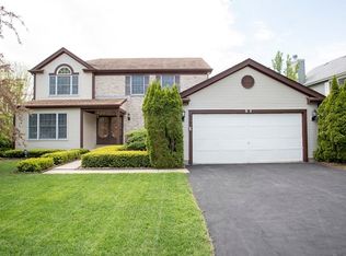 85 Meyerson Way, Wheeling, IL 60090