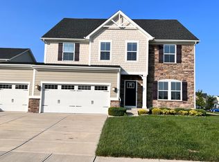 12019 Eagletree Ct, Zionsville, IN 46077