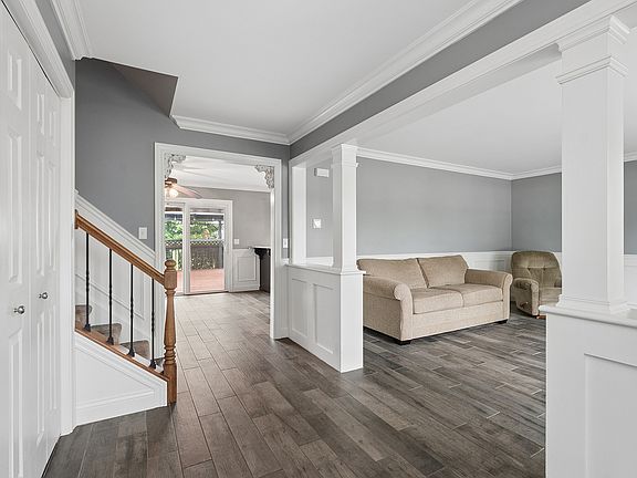 4th image of 2715 S Centurion Ln