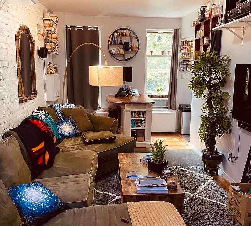 1st image of 408 E 88th St #2B