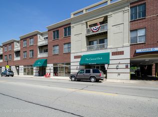 2951 Central St APT 305, Evanston, IL