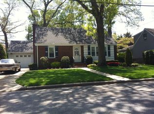 64 Birch St, Merrick, NY 11566