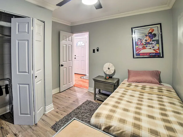 Bedroom