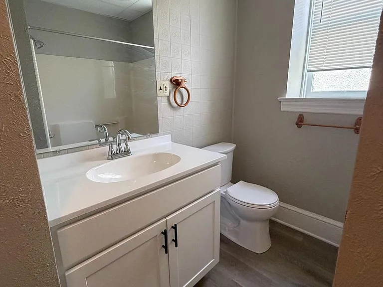 209 Hellam St — Photo 3